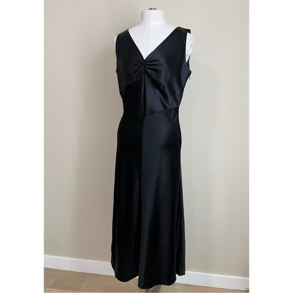 DD Collection Size 4 Black Silk Blend Midi Dress Cocktail Slip - Picture 1 of 8
